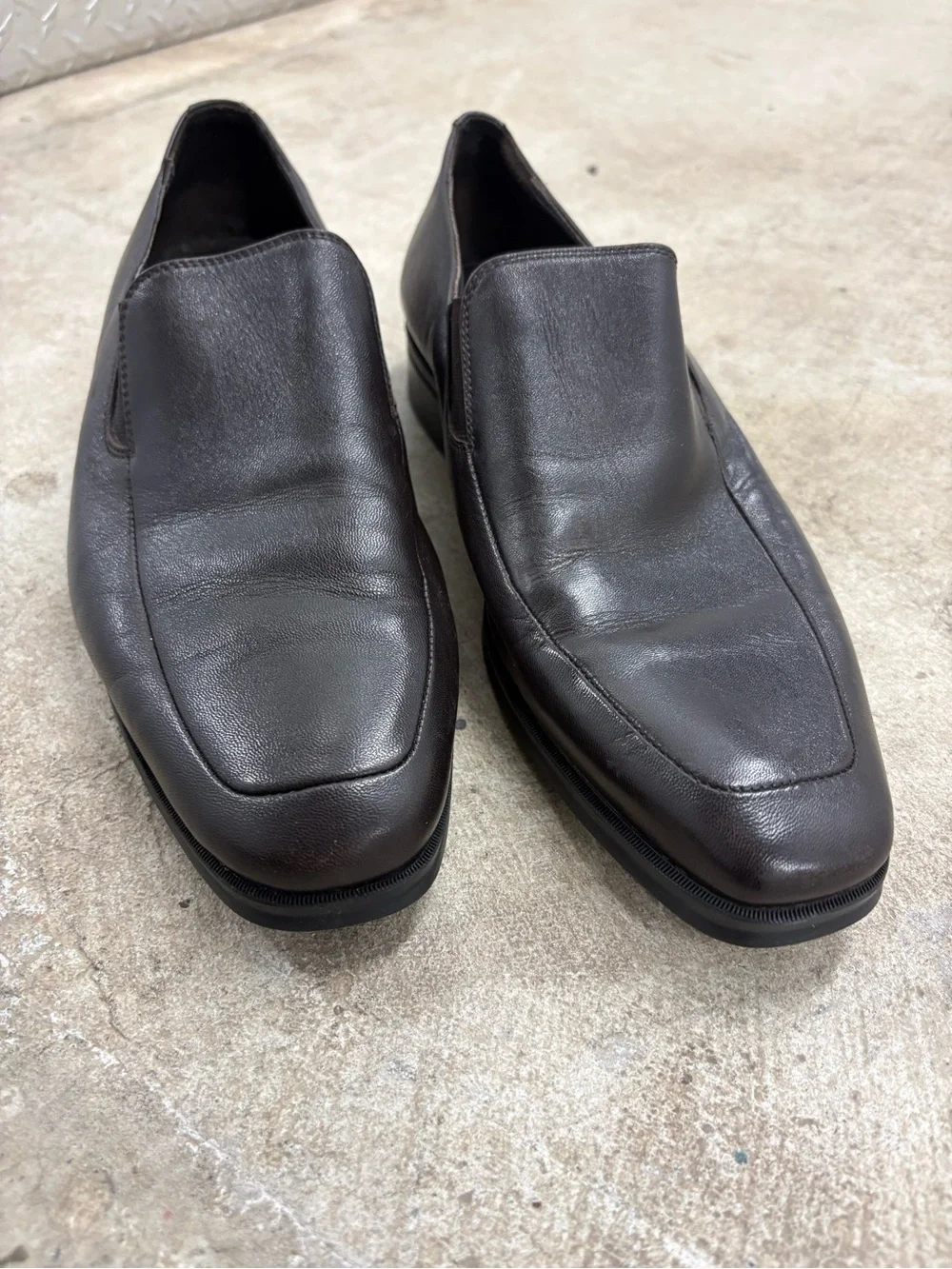 Bruno Magli PITTO Men’s Black Leather Slip-On Loafer US 7 Square Toe Rubber